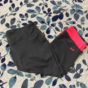 Under Armor Crop Leggings “She’s a Fighter” Breast Cancer Awareness Size XL
